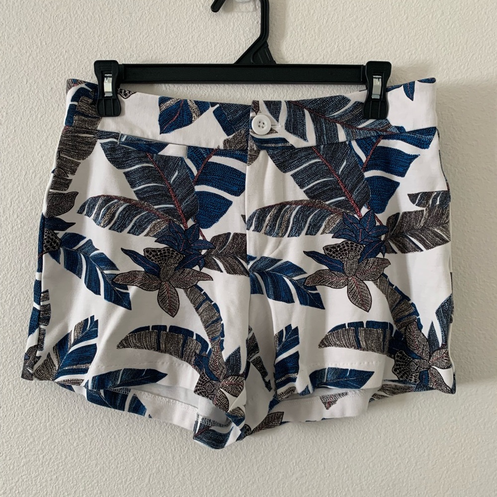 Tori Richard Blue and Brown Leaf Print Women's Shorts